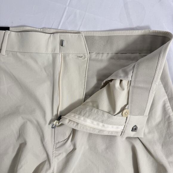 Polo Ralph Lauren RLX Men’s 36 Shorts Beige Golf Concept MSRP $125 - Picture 6 of 15